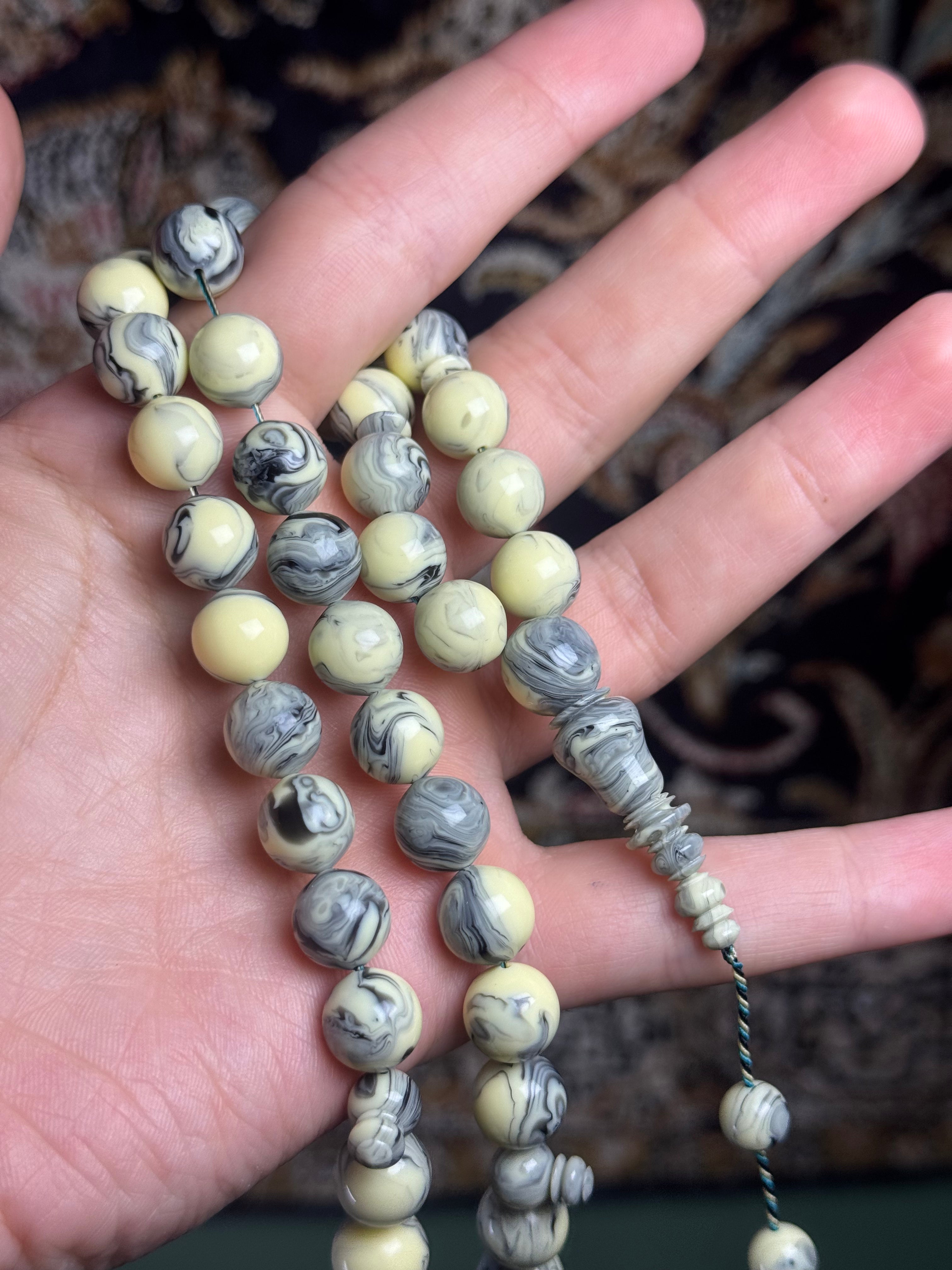 مسباح بكلايت (عكروكي)
