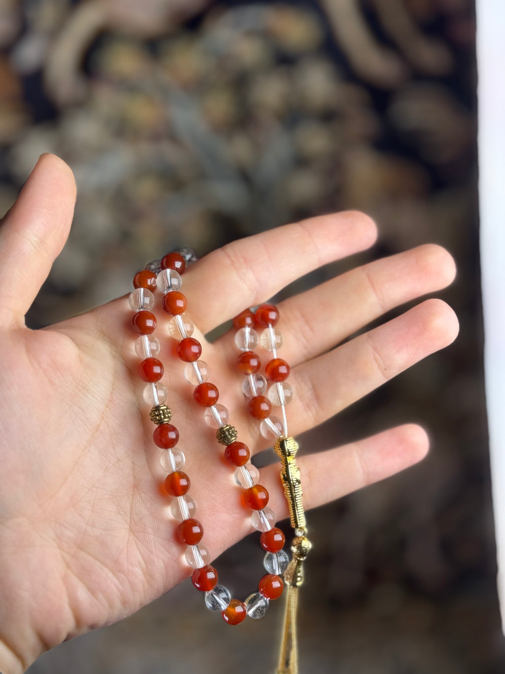 مسباح من العقيق والدر